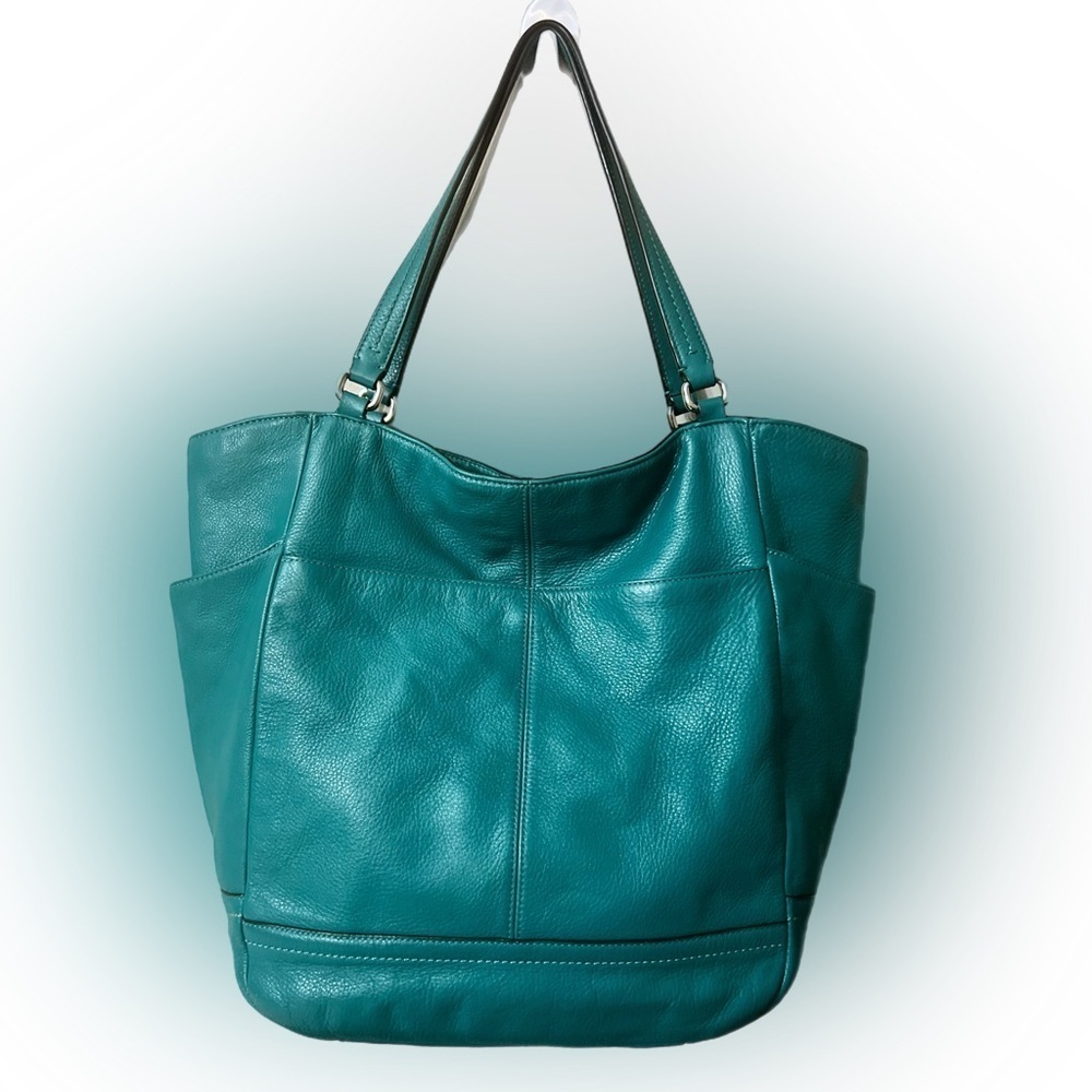 Coach Park Carrie Green Leather Tote Shoulder Bag H1381-F23662 Stylish Handbag - Picture 2 of 9